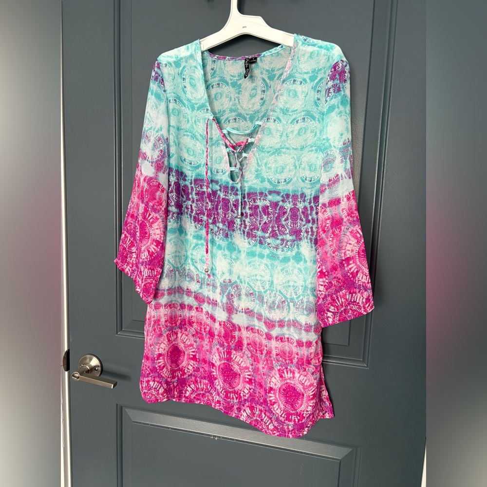 (Pacific Beach) Vibrant pink and blue swim coverup